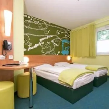 Augsburg-sued Szálloda